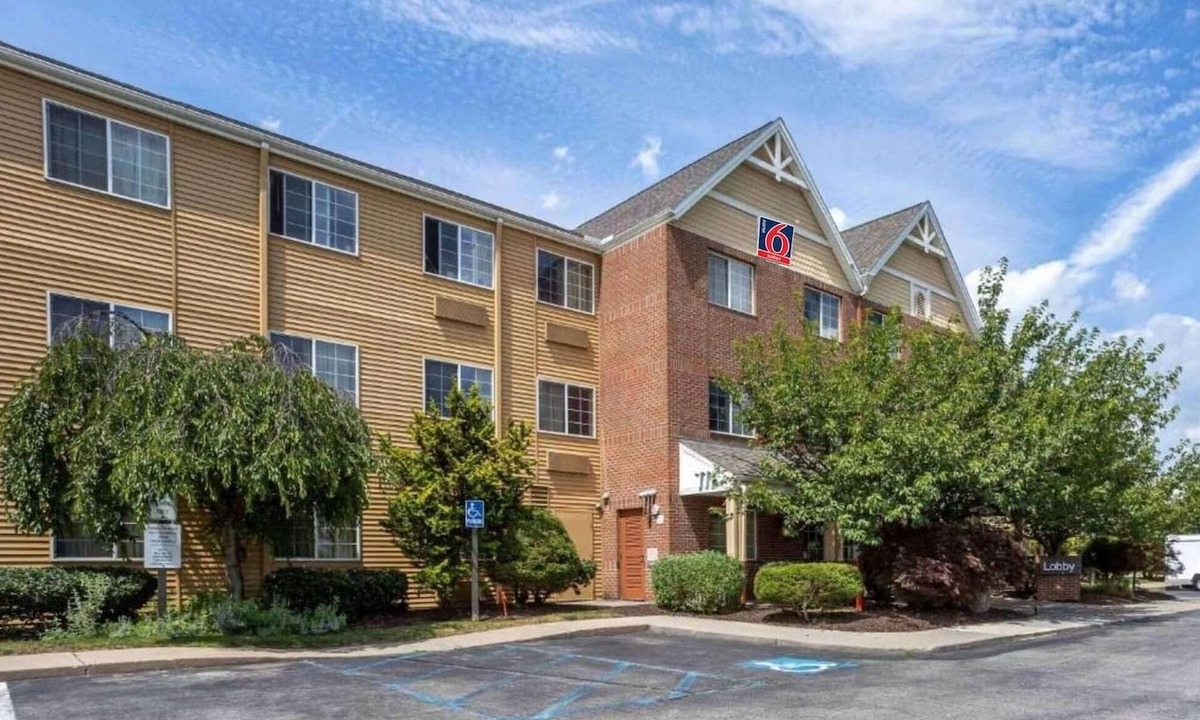 Fishkill Apartment | 1 Queen Bed | Mobility Acc RI Shwr Ste Nsmk