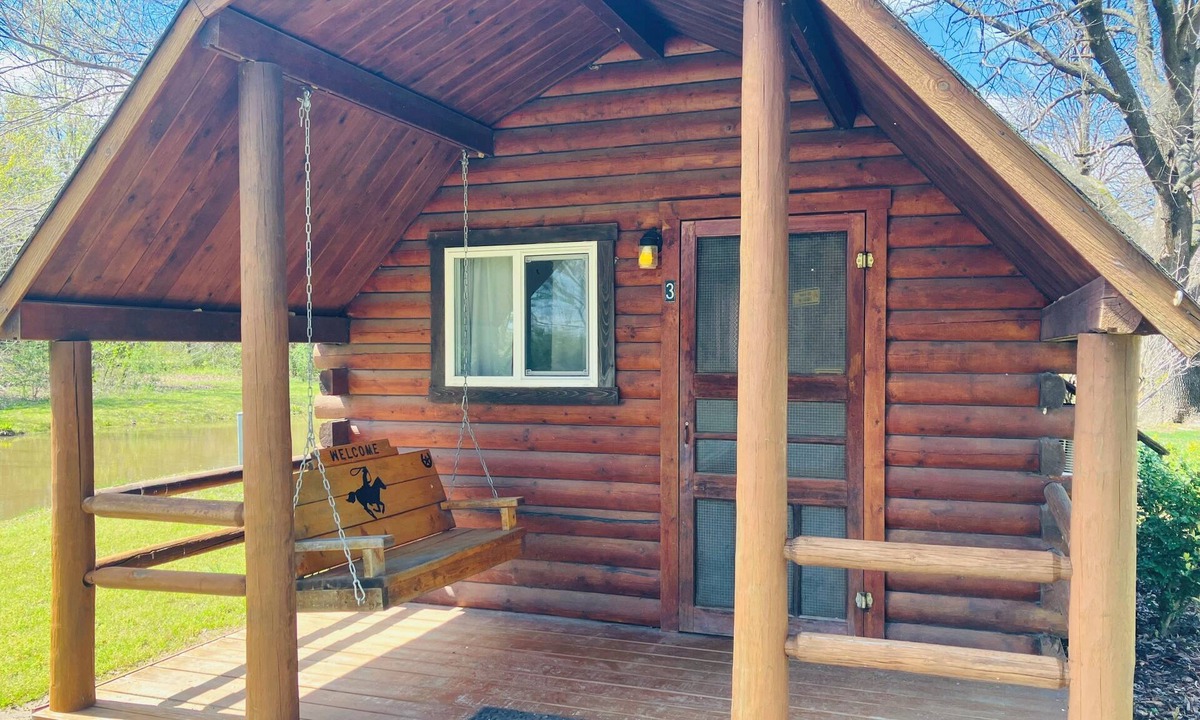 Sallisaw Cabin | 1 Room Camping Cabin KK1