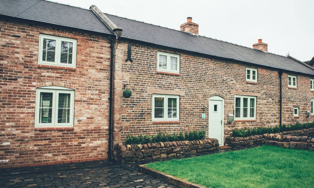 Tunstall Cottage | 1 Rose Cottage, Endon