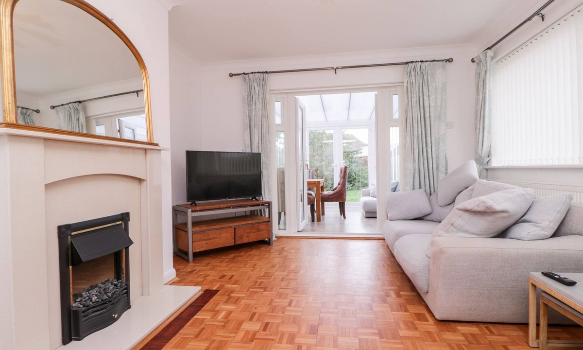 Margate Cottage | 1 Springfield Road