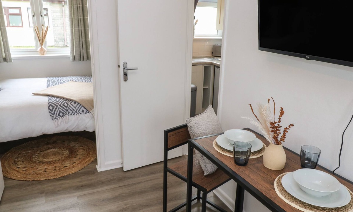 Helston Cottage | 1 Trevelyan