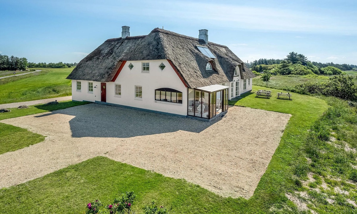 Vemb House | 10 bedroom accommodation in Vemb