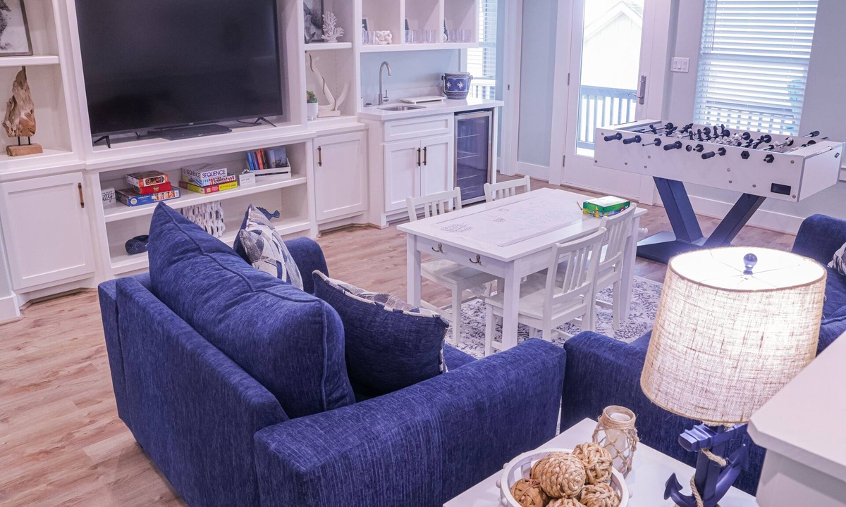 Crystal Beach House | 10% discount for weekly stays! Family Friendly 4 bedroom home!