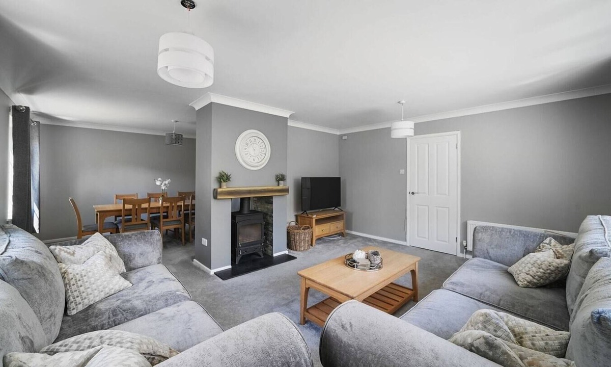 Horringer Apartment | 10 Holly Close, Horringer