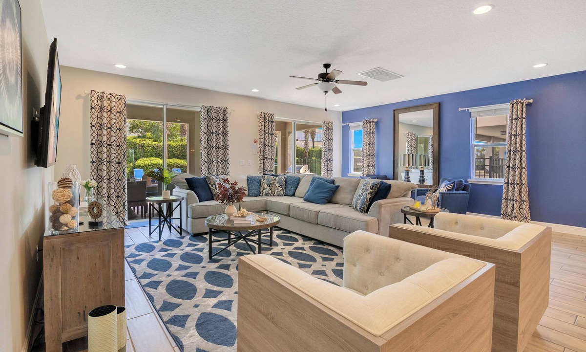Bay Lake House | 10 Mins Disney/Games Room/Arcade Machine/Private Pool and Spa/7 Kings!Themed