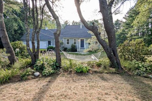 Cumberland Foreside House | 10-Minute Walk to the Beach