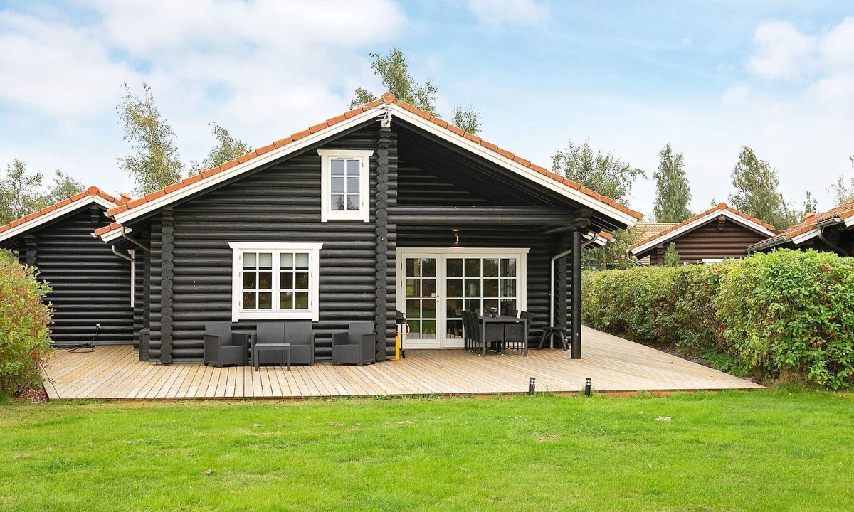 Marielyst House | 10 person holiday home in Væggerløse