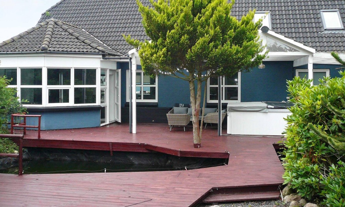 Aalestrup House | 10 person holiday home in Aalestrup