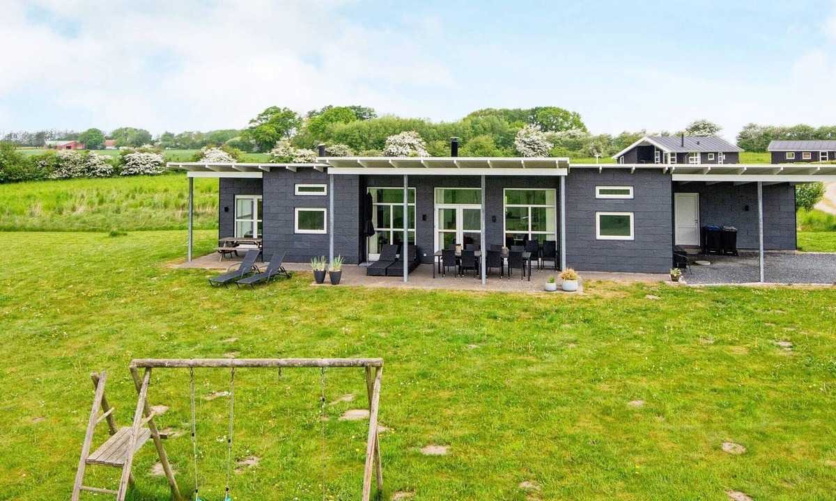 Arø House | 10 person holiday home in Haderslev