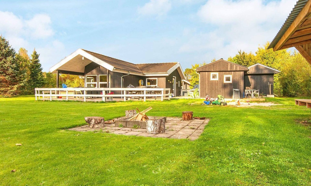 Ørsted House | 10 person holiday home in Ørsted