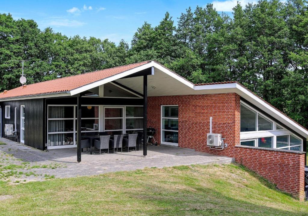 Nørre Hurup House | 10 person holiday home in Hadsund-By Traum