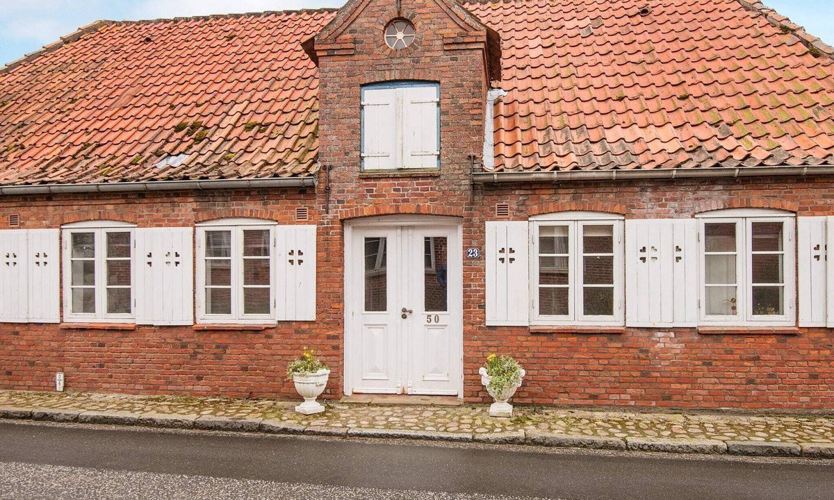 Rudbøl House | 10 person holiday home in Højer