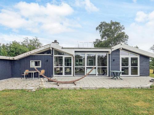 Egense House | 10 person holiday home in Storvorde-By Traum
