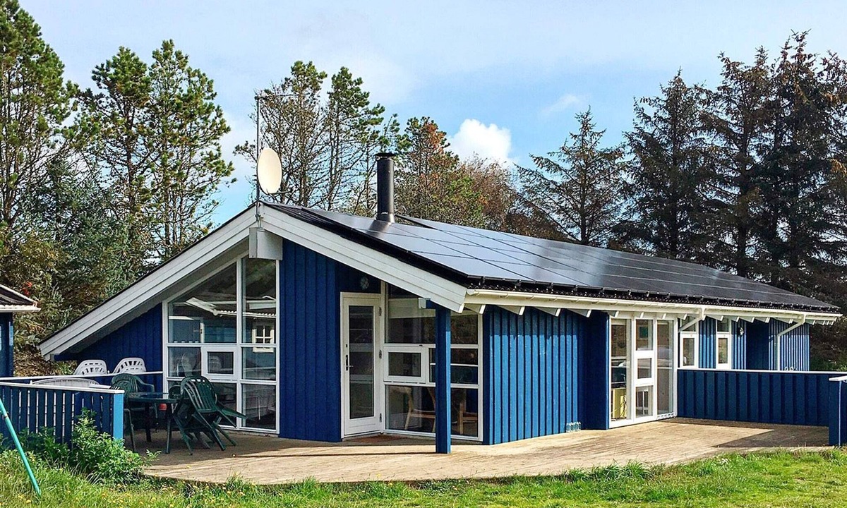Skram House | 10 person holiday home in Ålbæk