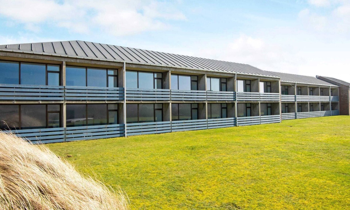 Sundhuse House | 10 Person Holiday Park Home in Ulfborg