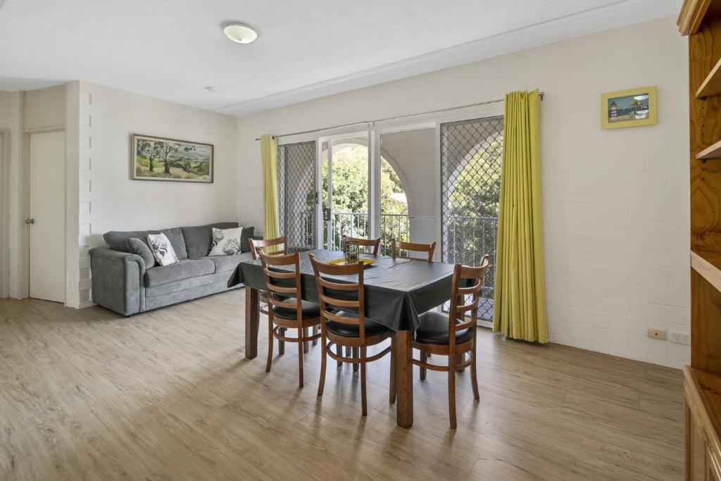 Point Lookout Apartment | 10 The Islander Resort