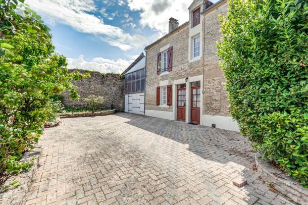 Graye-sur-Mer House | 100 m² House ∙ 3 bedrooms ∙ 4 guests