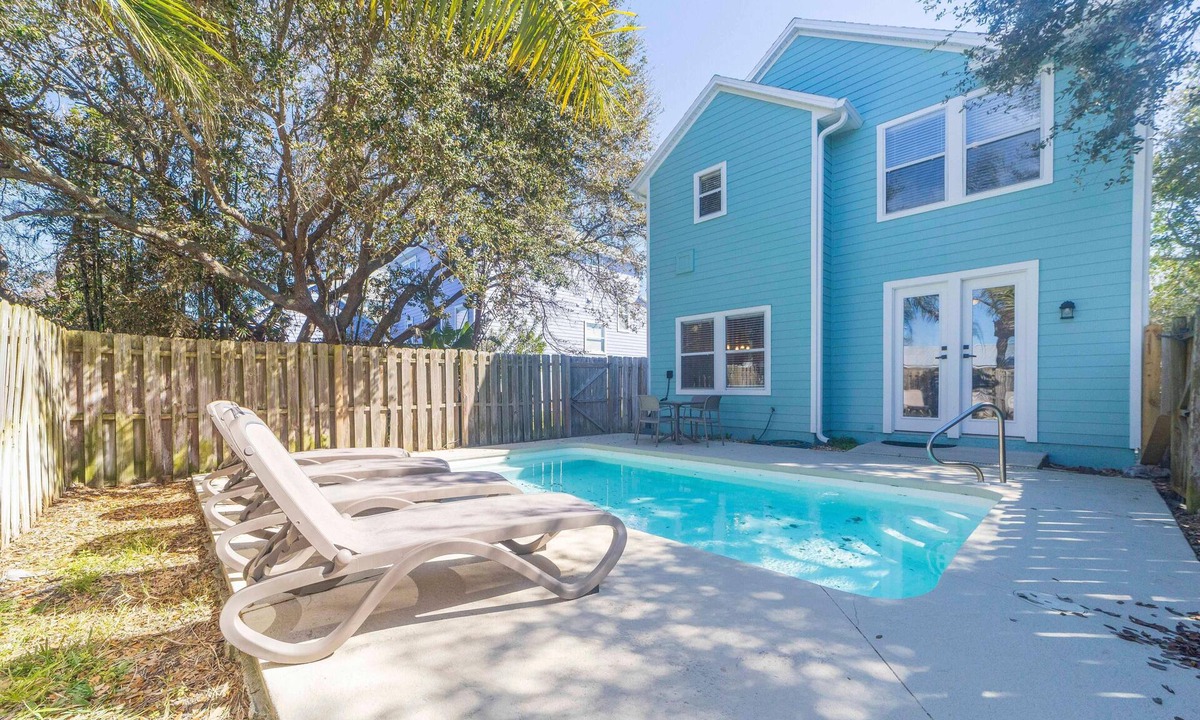 Vilano Beach House | 100 Steps to Beach ~ HEATED POOL ~ 2 King Beds!