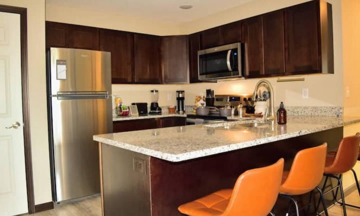 Rosemount Apartment | 101 - New, Modern & Comfortable 2 Bedroom Apt