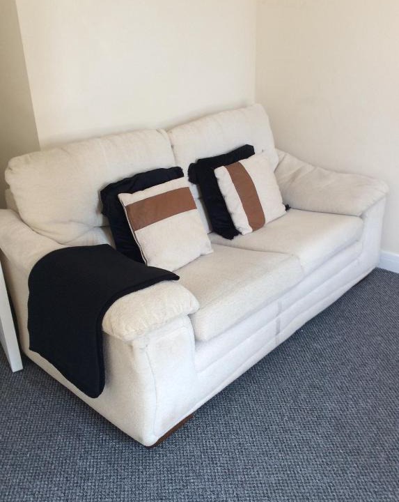 Largs Apartment | 103 Nelson street 1 st floor left