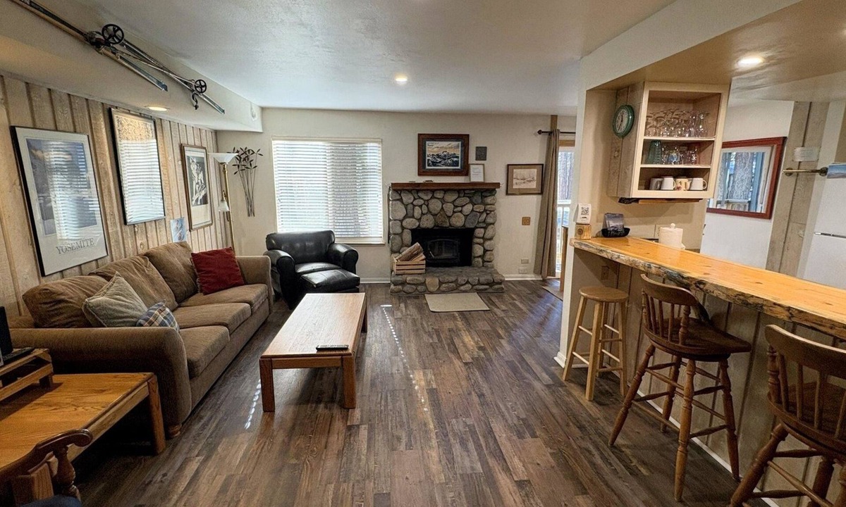 Mammoth Lakes Condo | 103 Premium by RedAwning