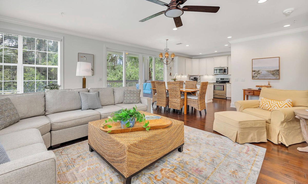 Epworth Acres Condo | 105 Gascoigne Ave #104