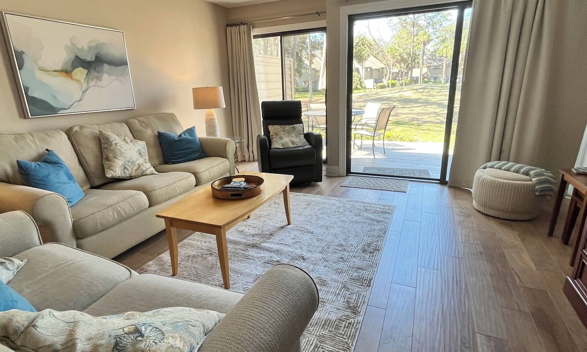 Shipyard Plantation Villa | 105 Greens Total Reno-5 Min Walk to Beach-Includes Beach Locker & Chairs
