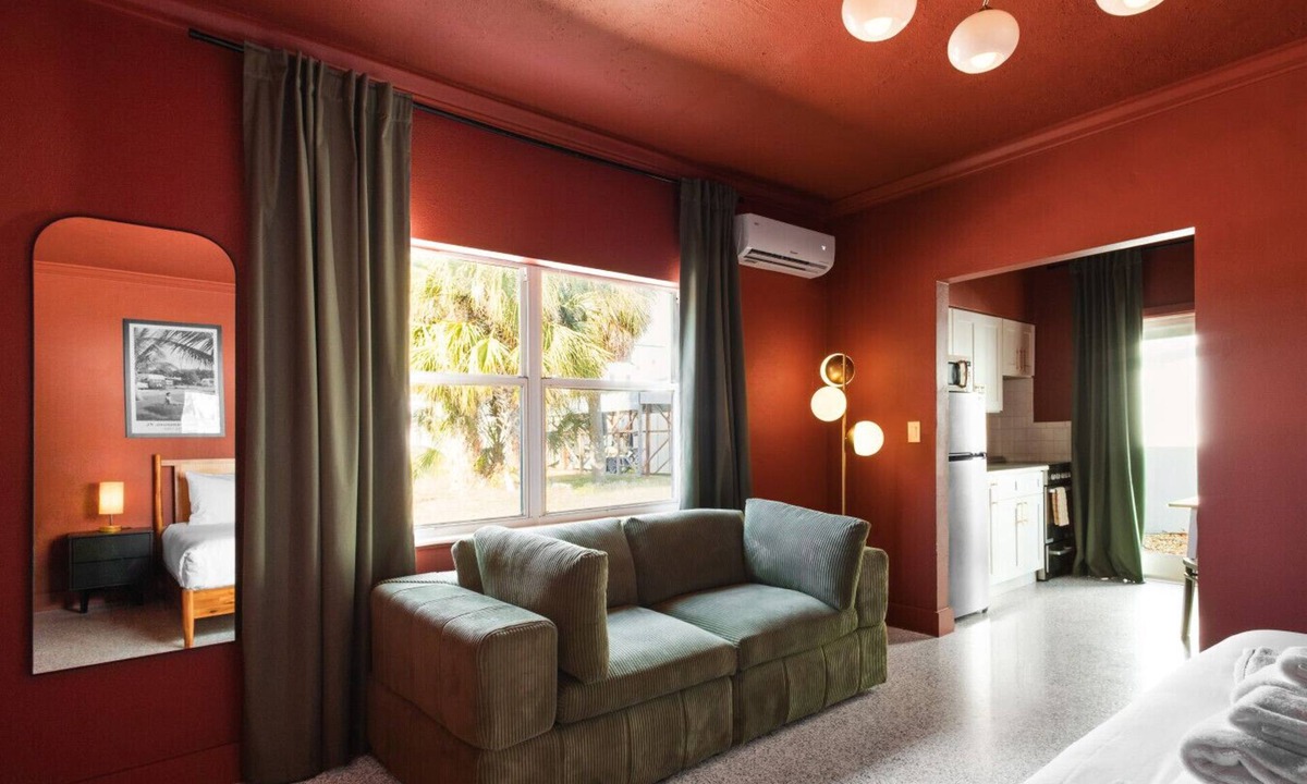 Bay Esplanade Apartment | 107 · ☀Pool✔ Kitchen✔ Beach✔ Self Checkin✔ Free Parking✔
