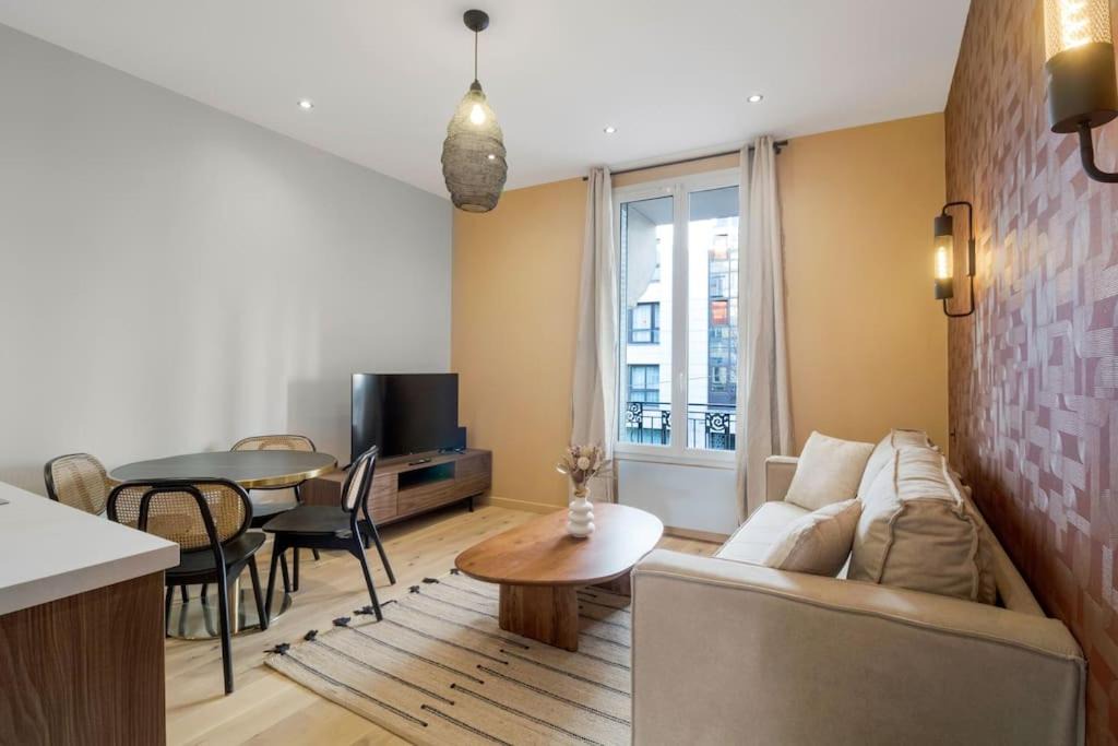 Charonne Apartment | 11.Appart 4Pers#1 Bedroom #Père Lachaise #Nation