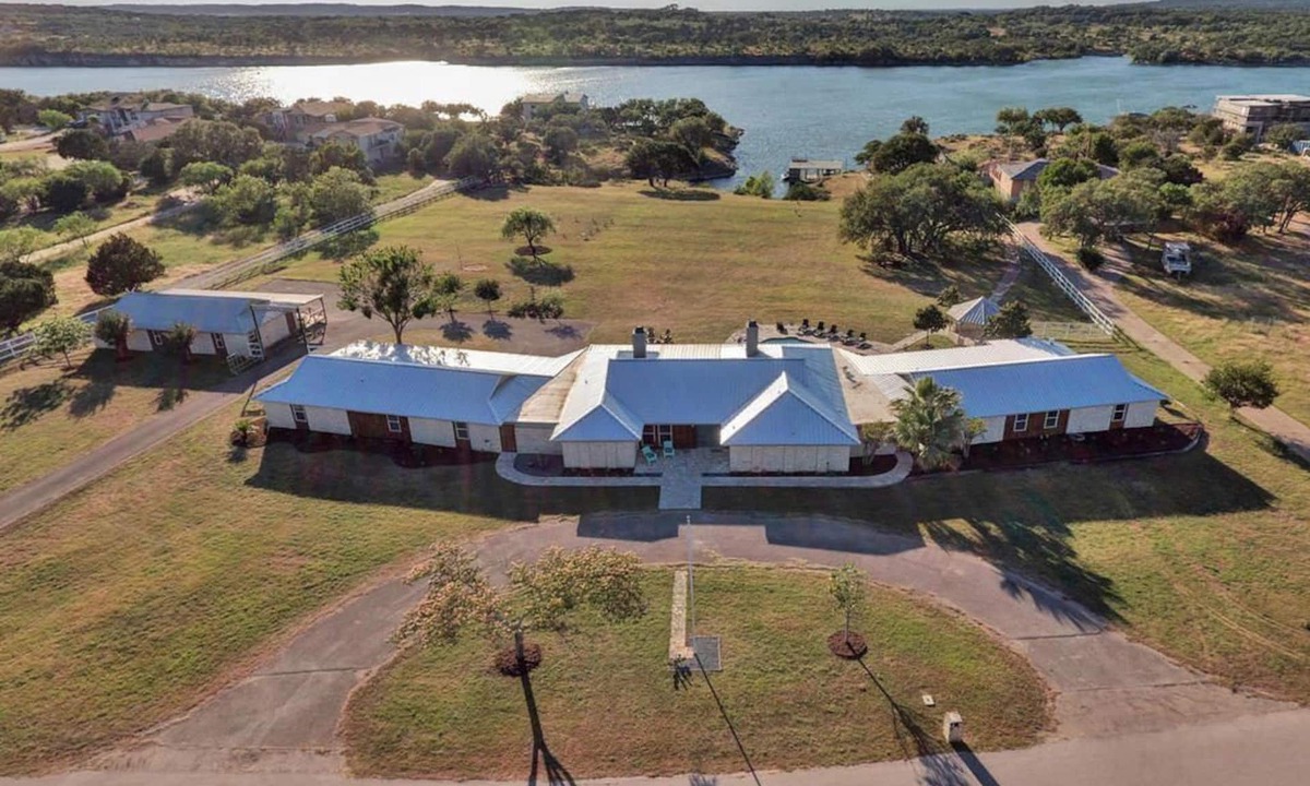 Highland Lake Estates House | 11 Bedroom Lake Travis Estate w/Dock+Pool+Hot Tub