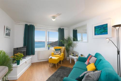 St Ives House | 11 Carrack Widden