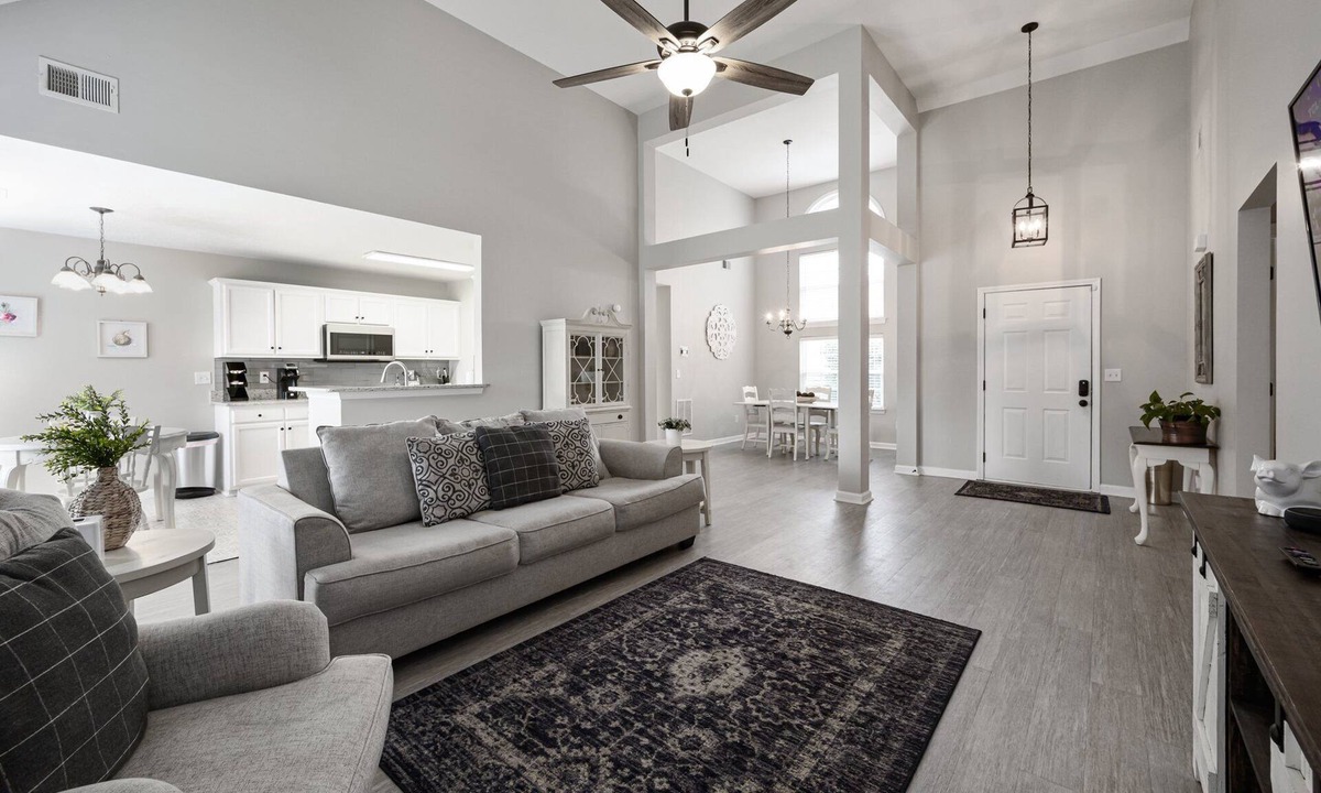 Cartersville Cottage | 11 Cobblestone, Cartersville