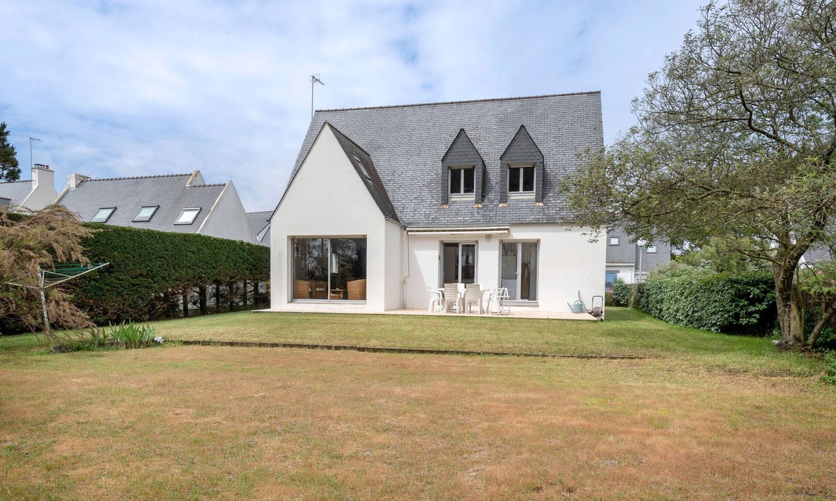 La Turballe House | 110 m from beach, house for 8, large garden