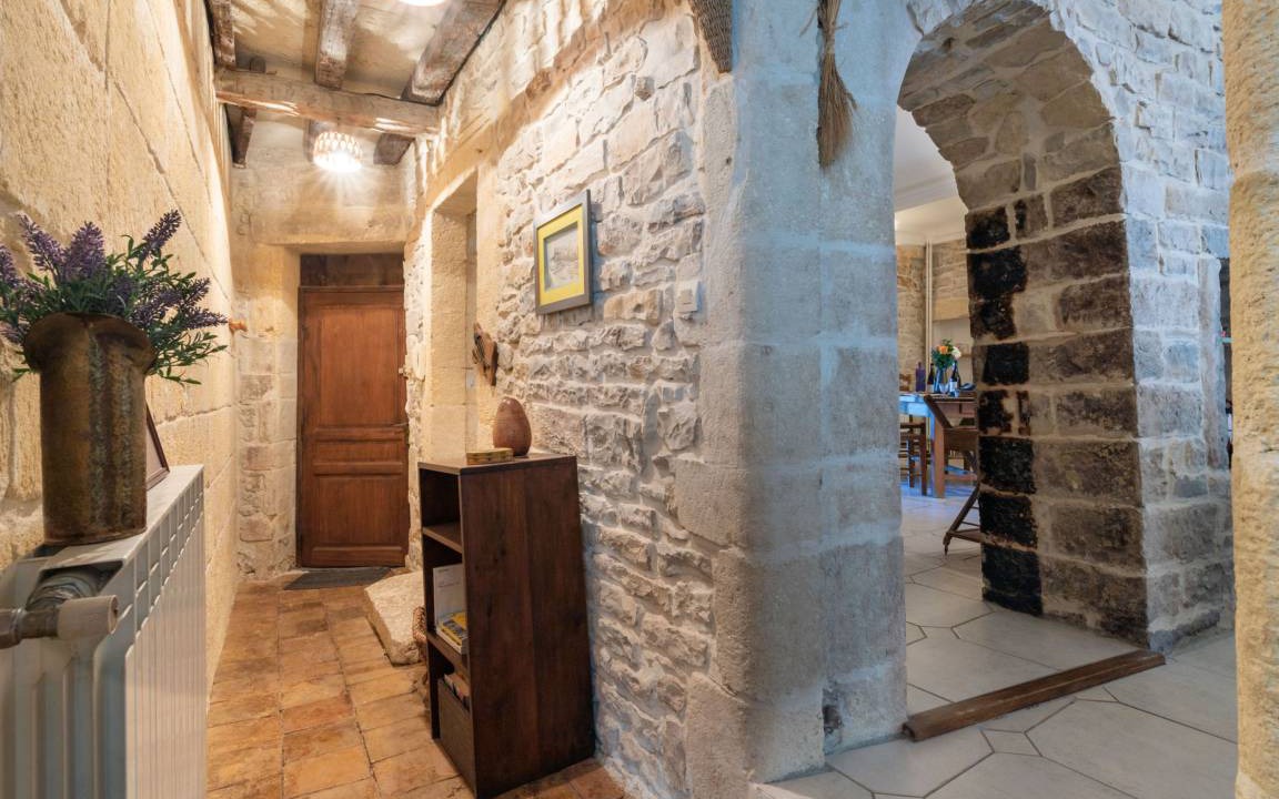 Calvisson Apartment | 110 m² Apartment ∙ 1 bedroom ∙ 5 guests