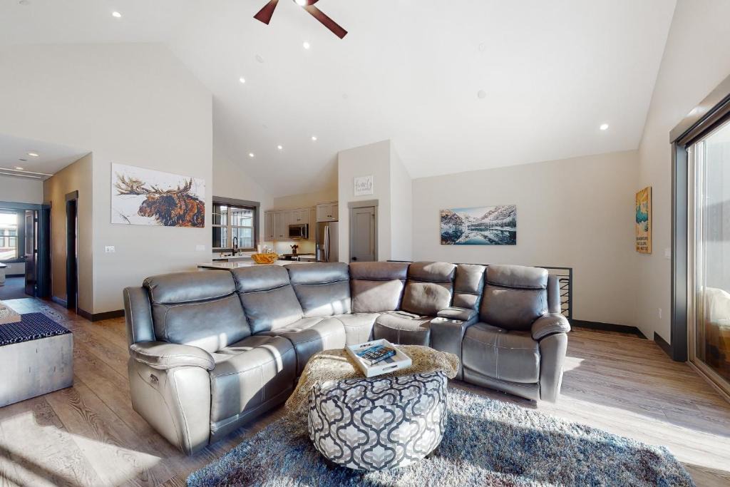Grand Elk Ranch House | 112 Eagle Ridge Drive