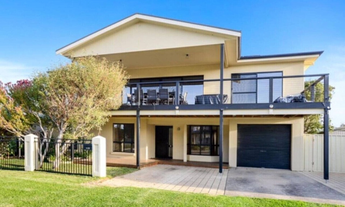 Goolwa South House | 113 Barrage Rd Goolwa South