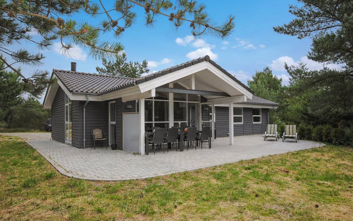 Torup Strand House | 116 m² House ∙ 4 bedrooms ∙ 8 guests