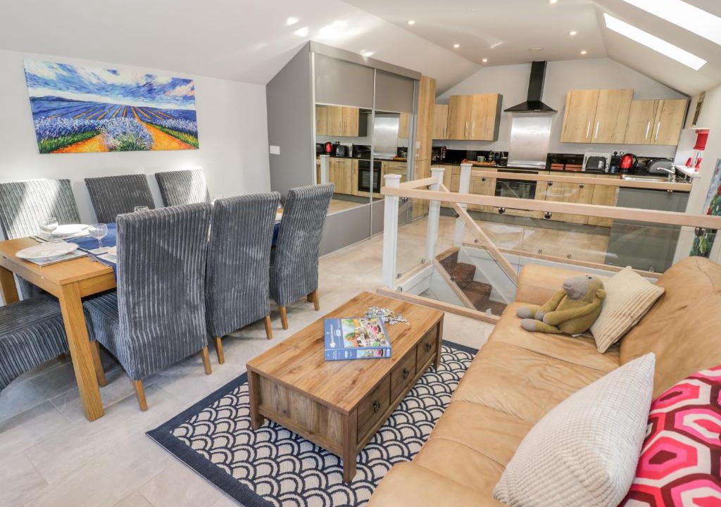 Coventry House | 11A Lower Ford Street