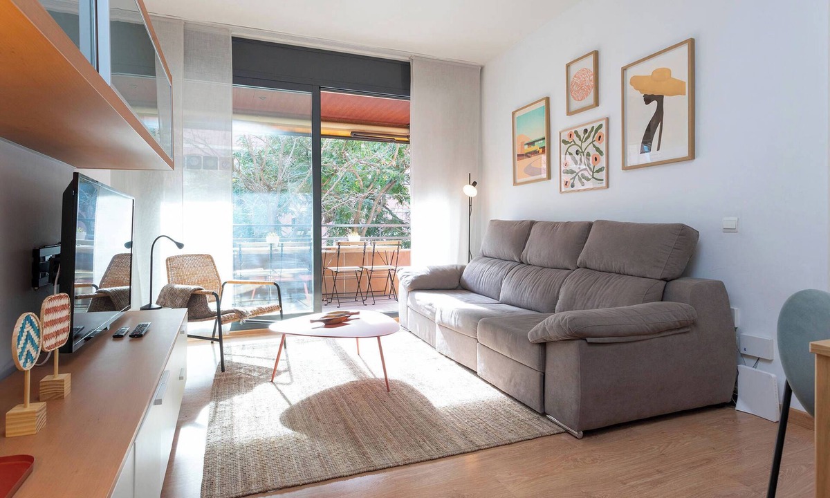 Sants Apartment | 11JOG1036 - Huge & bright flat near Train Station