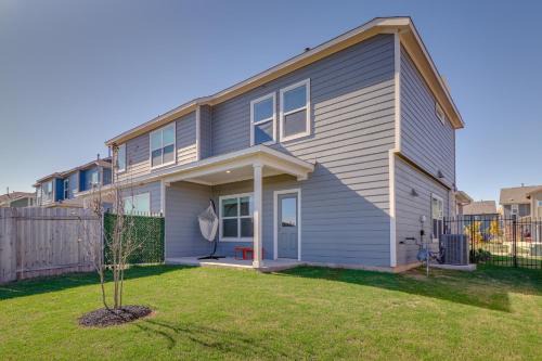 Stony Ridge North House | 12 Mi to Dtwn Austin: Quiet Home w/Patio & Yard