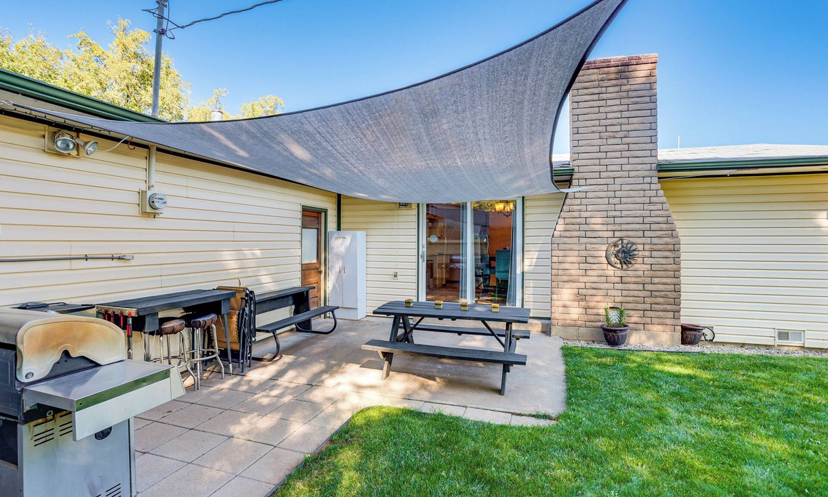 Cortez House | 12 Mi to Mesa Verde: Family Gem w/Mountain Views