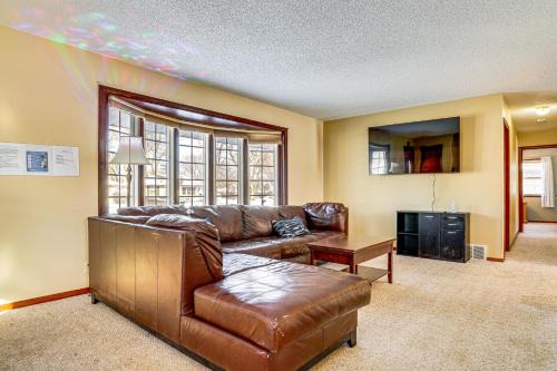 Cottage Grove House | 12 Mi to St Paul: Pet-Friendly Home w/Backyard