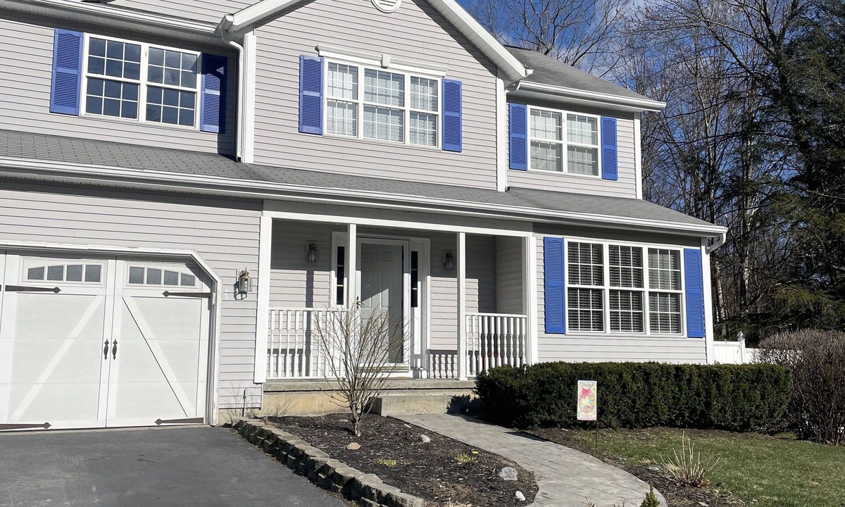 Gansevoort House | 12 minutes to Saratoga Springs, easy drive to Lake George,