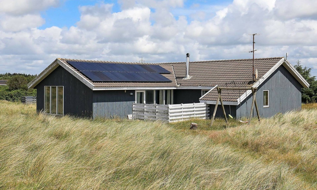 Klegod Strand House | 12 person holiday home in Ringkøbing