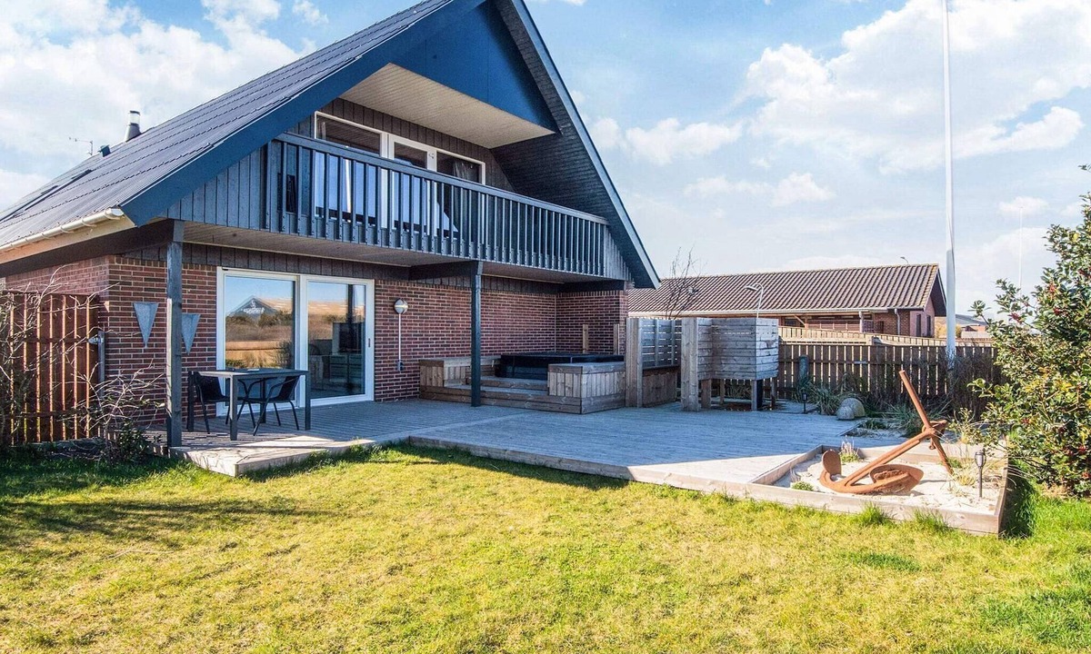 Thyboron House | 12 person holiday home in Thyborøn-By Traum