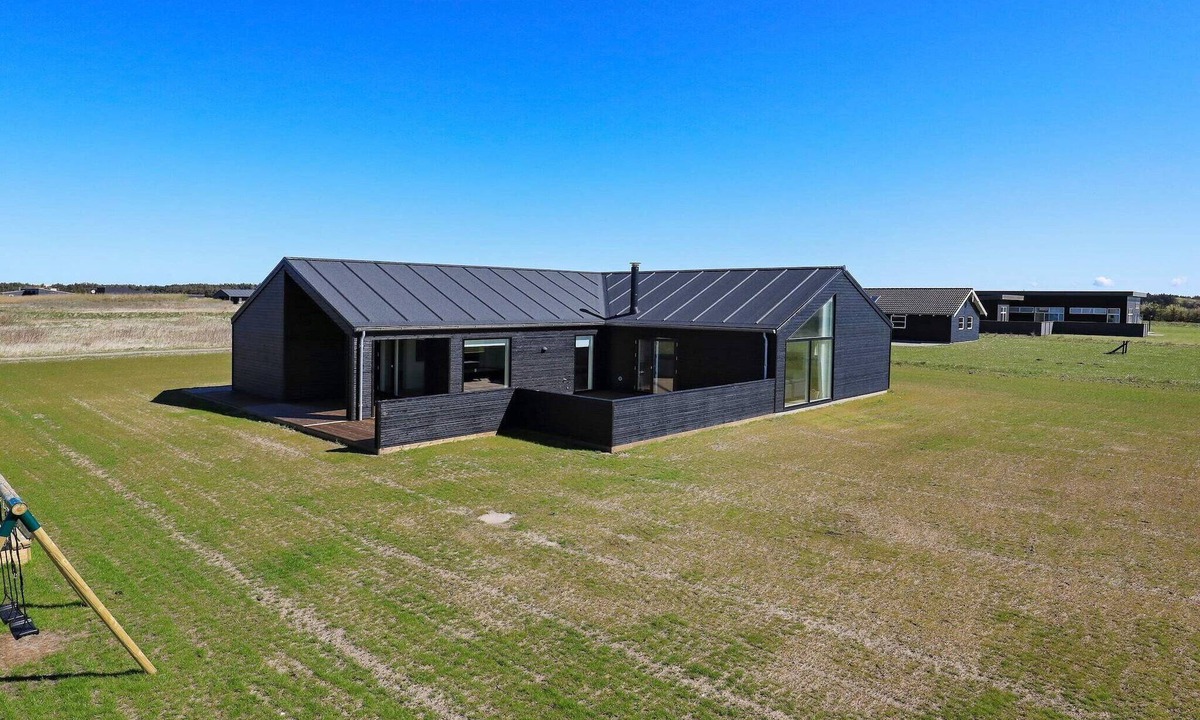 Nr. Lyngby House | 12 person holiday home in Løkken-By Traum