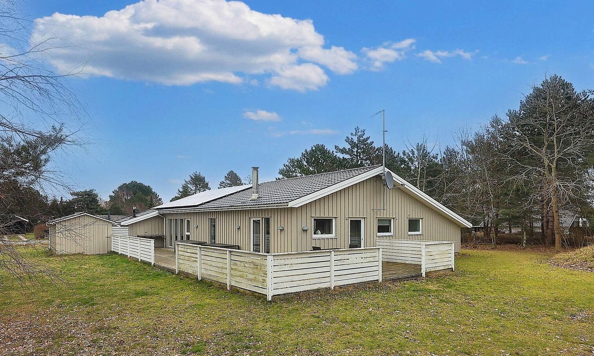 Kramnitse House | 12 person holiday home in Rødby-By Traum