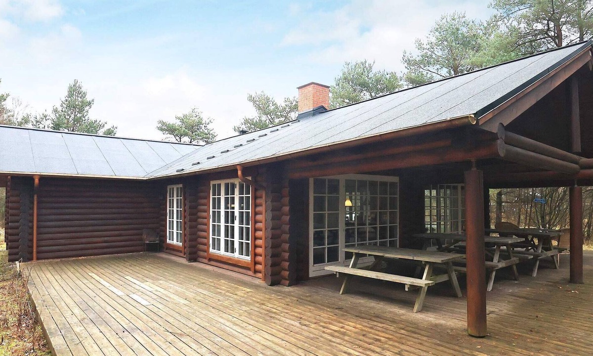 Nordost House | 12 person holiday home in Sæby