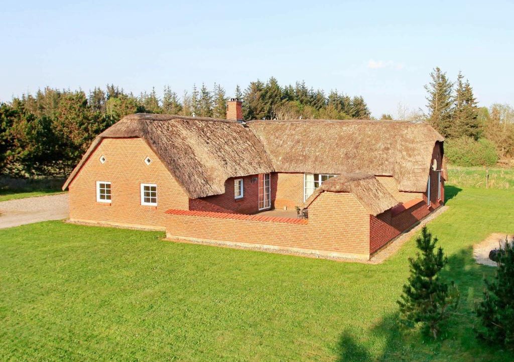 Husby House | 12 person holiday home in Ulfborg