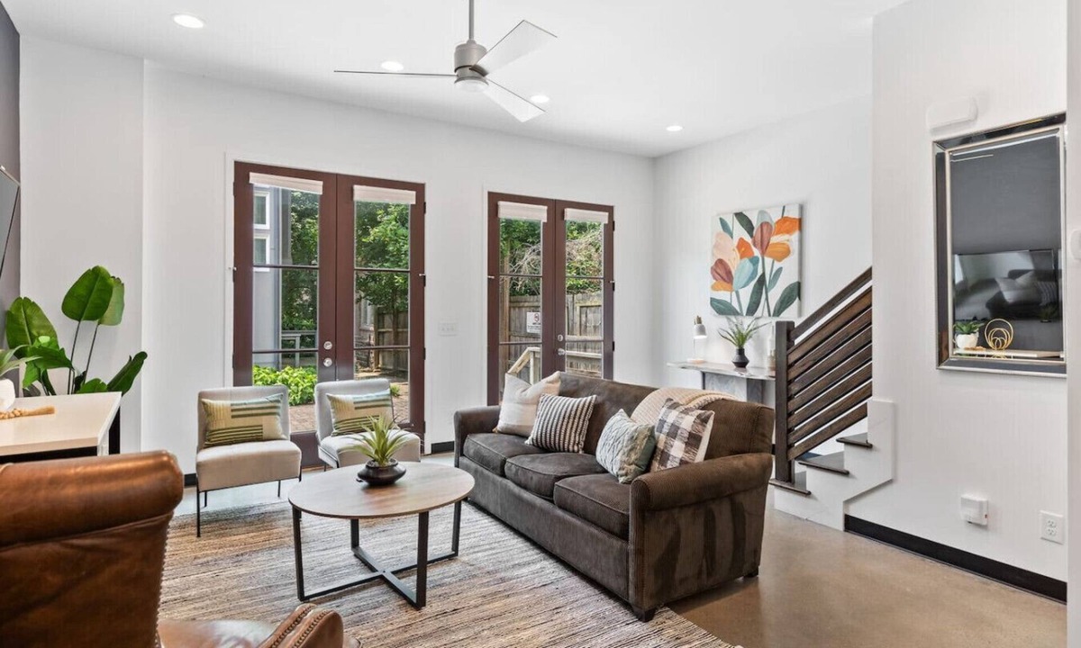 Hillsboro Village House | 12 South Home - WALK to Belmont with Deck & Patio